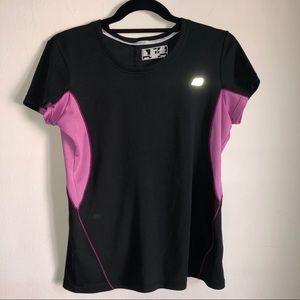 🌻SALE! New Balance workout tee